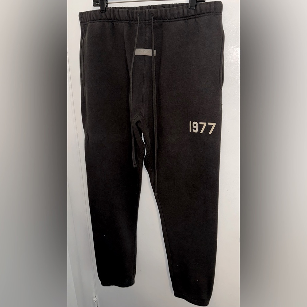 Fear of God Essentials Sweatpants (Dark Oatmeal) Size L